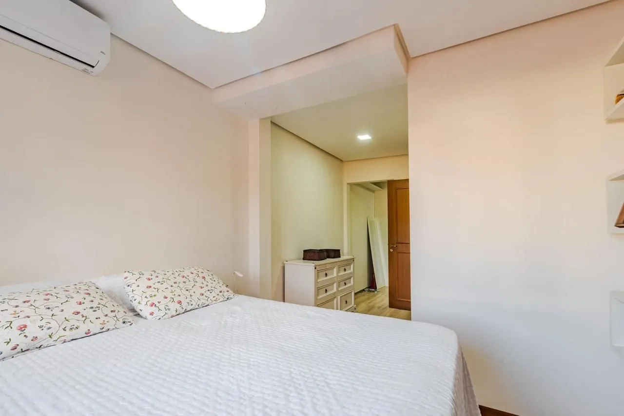 Imagem Casa em condomínio 3 dormitórios e sótão bairro Cristal