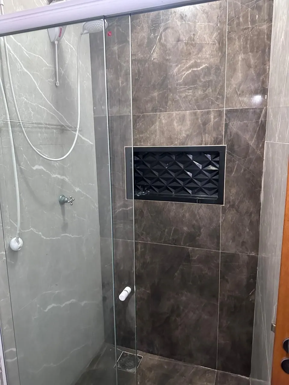Imagem Sobrado localizado no bairro Mato Grande, c/2 dormitórios, living, cozinha e um aconchegante espaço gourmet c/ churrasqueira para reunir familia e amigos.