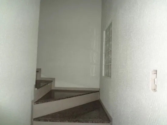 Imagem Casa para Venda - 330m², 4 dormitórios, sendo 1 suites, 3 vagas - Santana