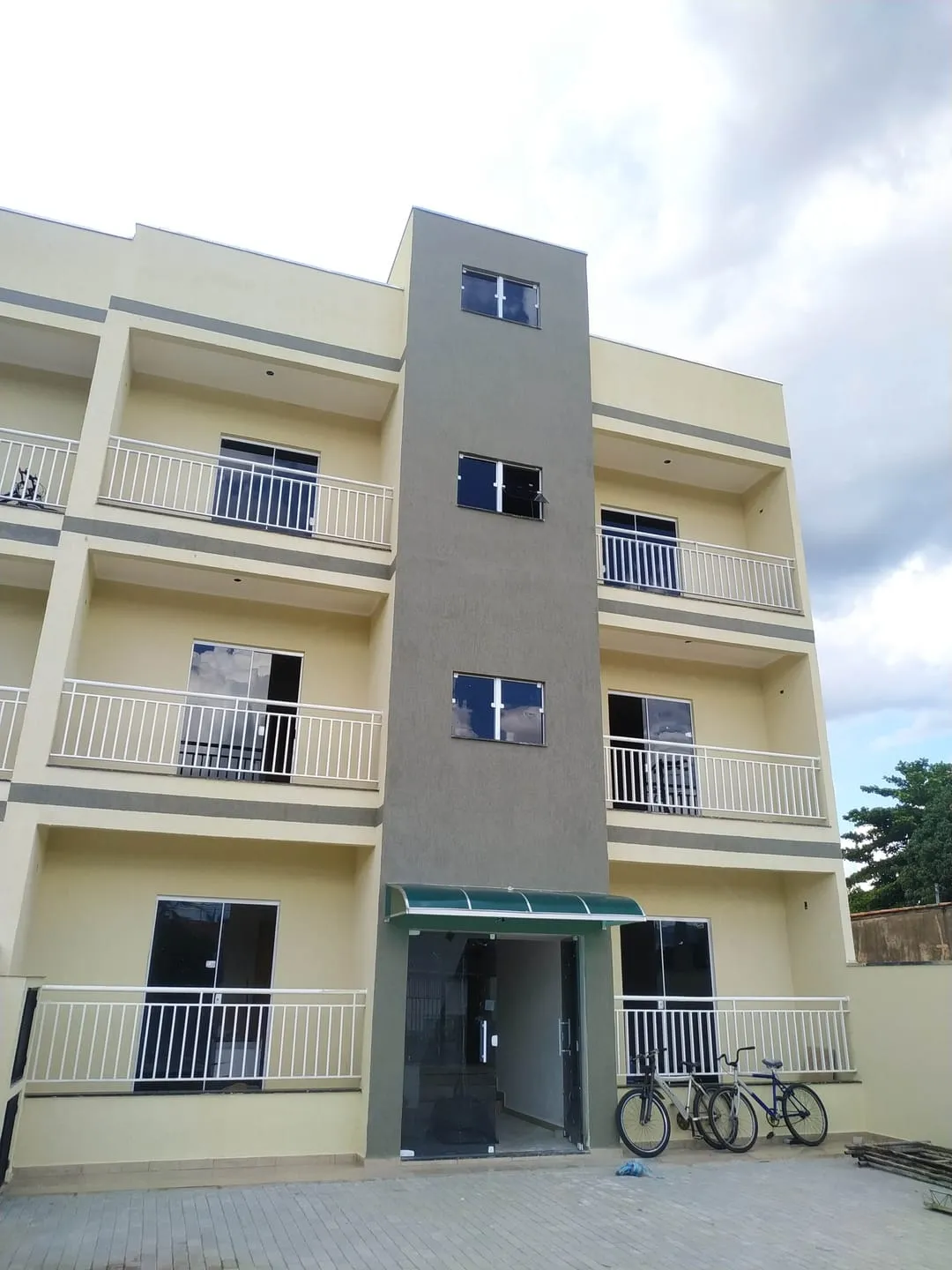 Foto do imóvel Apartamento à venda 2 Quartos, 1 Vaga, 71M², Cidade Nova, Pindamonhangaba - SP | Edificio rua São José dos Campos