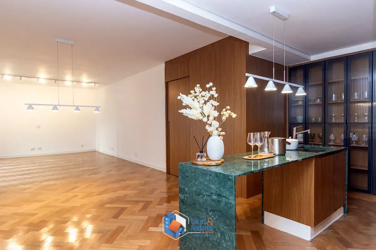 Imagem Apartamento para venda em Jardim Paulista com 3 quartos, sendo 3 suítes, 168m²