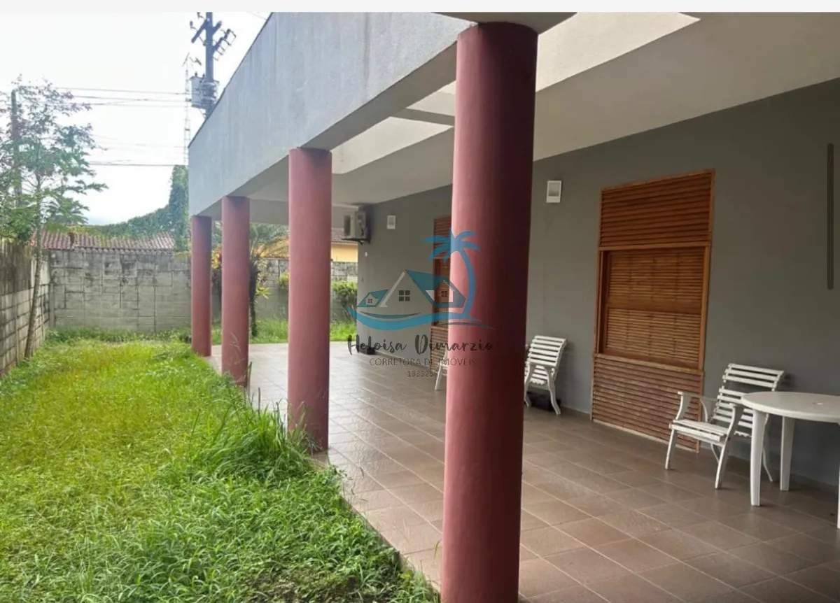 Imagem Casa alto padrão com 550m² de área construída a venda na Praia do Lazaro em Ubatuba.