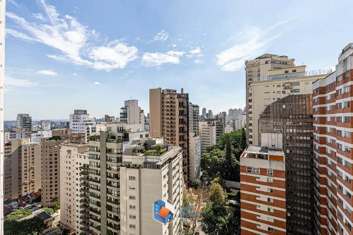 Imagem Cobertura para venda em Jardim Paulista com 3 quartos, sendo 1 suíte, 277m²