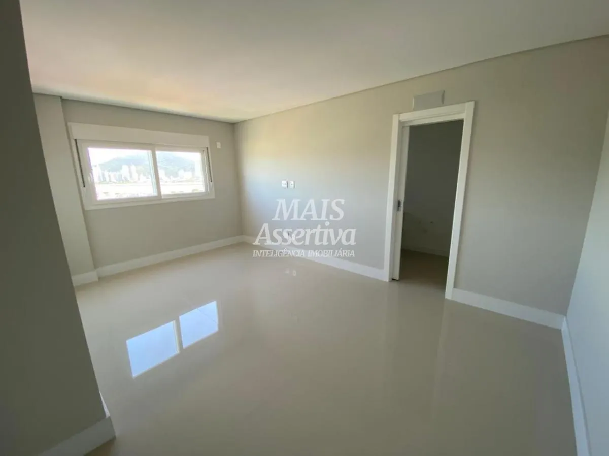 Imagem Apartamento para Venda em Navegantes / SC no bairro São Pedro