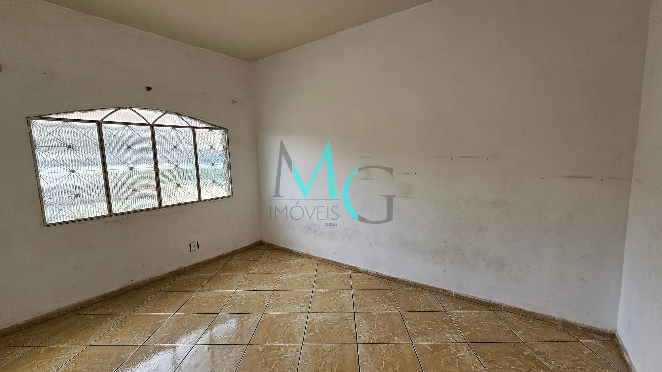 Imagem Sobrado para Locação 2 Quartos, por R$ 1500 + taxas, 80M², Campo Grande, Rio de Janeiro - RJ
