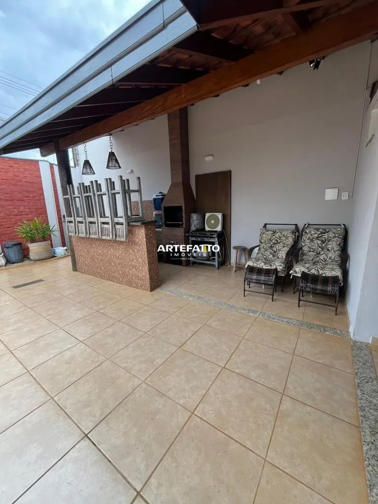 Imagem CASA TERRENO INTEIRO ZANETTI