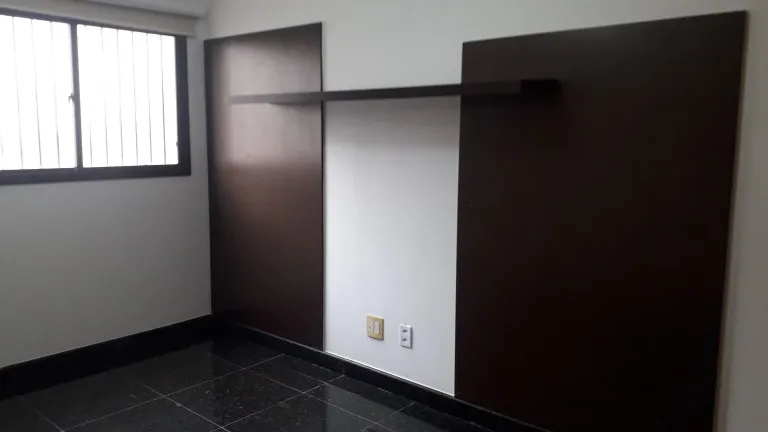 Imagem Apartamento com 4 Quartos para Alugar, 200 m² em Batista Campos - Belém