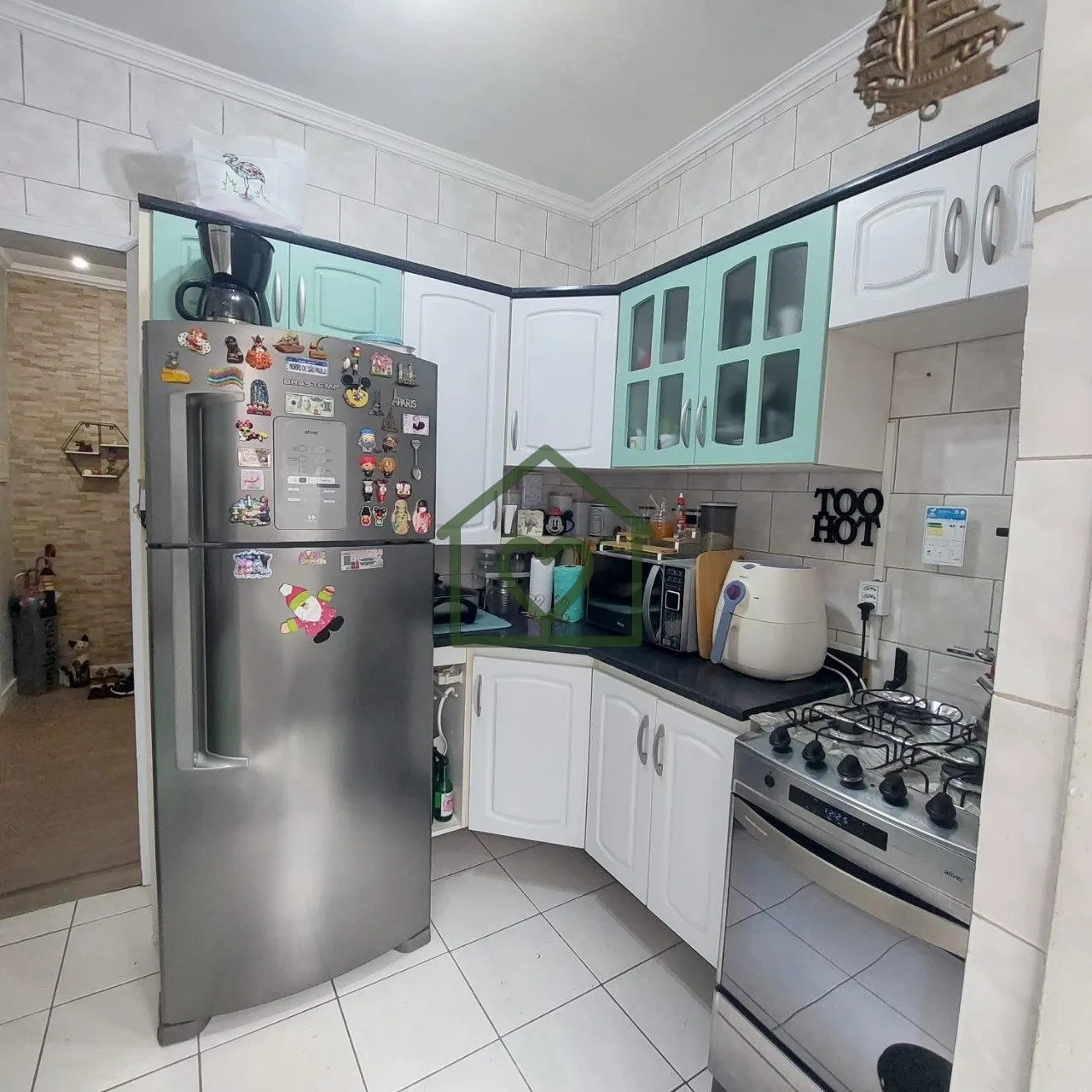 Imagem Excelente oportunidade para quem busca um apartamento no bairro Santana, em Porto Alegre.

O imóvel...