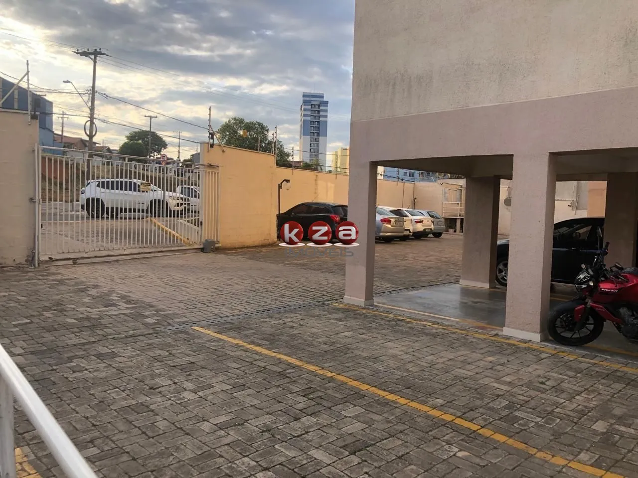 Imagem Seu Apartamento em Valinhos por um Excelente Custo-Benefício! 2 Dormitórios, 52 metros, com elevador.