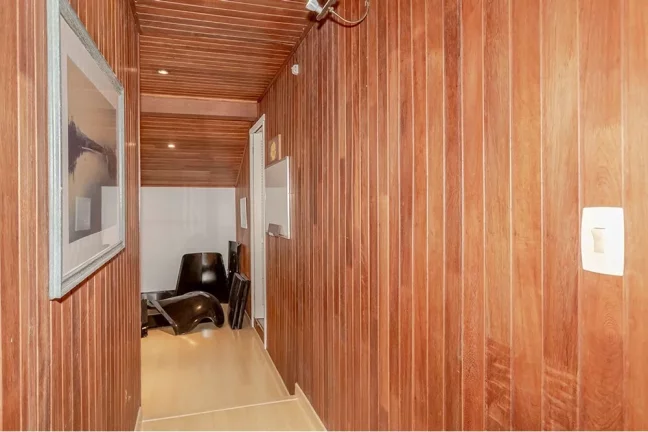 Imagem Casa para venda no bairro Chácara das Pedras em Porto Alegre