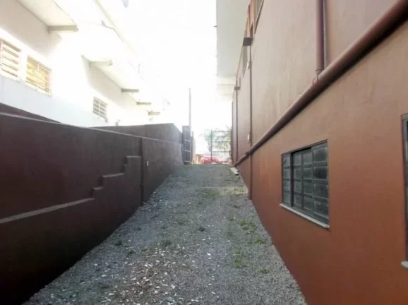 Imagem PRÉDIO COM 02 APTº E 1 LOJA