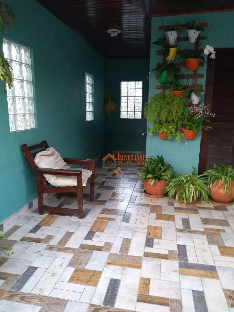 Imagem Sobrado com 3 dormitórios à venda, 270 m² por R$ 954.000,00 - Vila Hulda - Guarulhos/SP