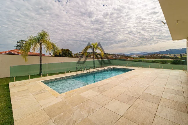 Imagem Maravilhosa casa de campo com 5 dormitórios no Ninho Verde II