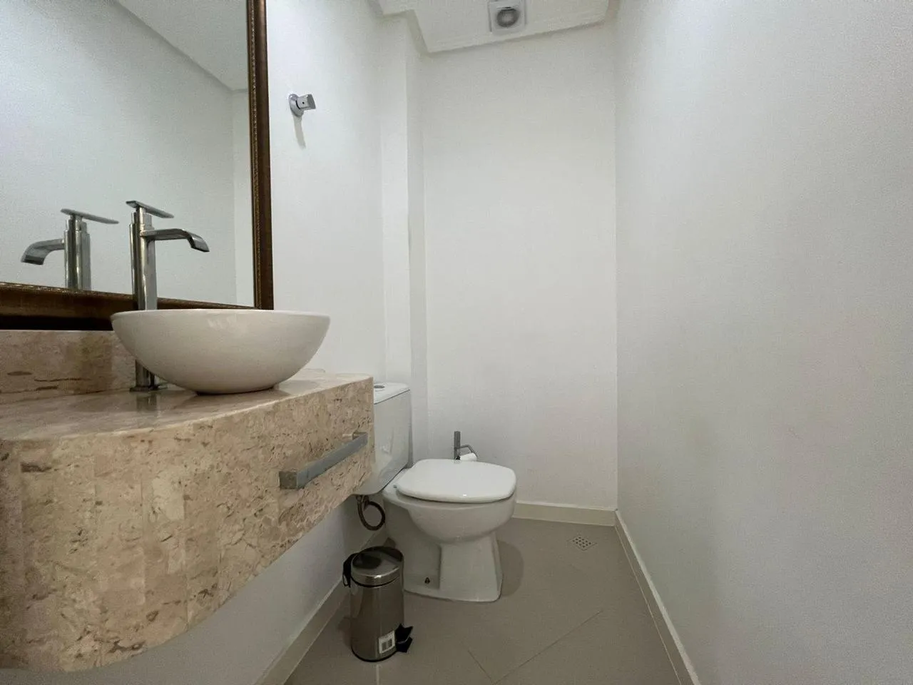 Imagem Apartamento com vista para o mar à venda com 137m2 por R$ 2.850.000,00