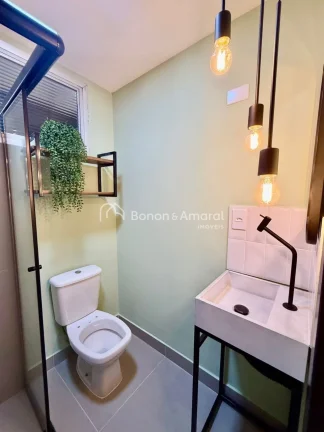 Imagem Excelente oportunidade no Cambuí! 
Apartamento com 100m² de área útil, totalmente reformado e pr...