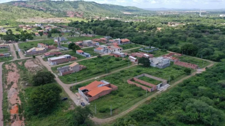 Imagem Terreno a Venda no bairro Salesianos - Juazeiro do Norte, CE