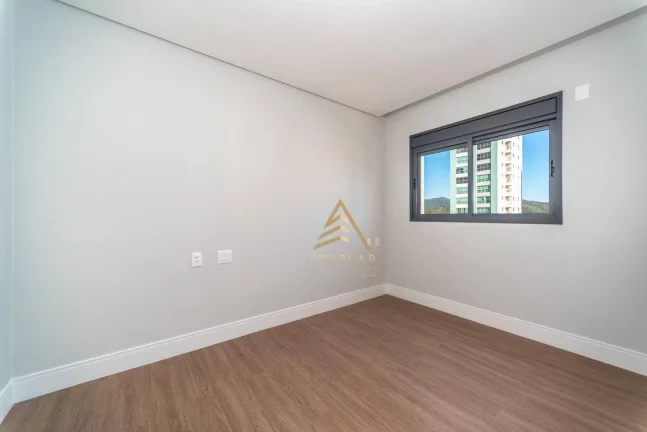 Imagem Apartamento com 3 dormitórios à venda, 120 m² por R$ 2.750.000,00 - Centro - Balneário Camboriú/SC