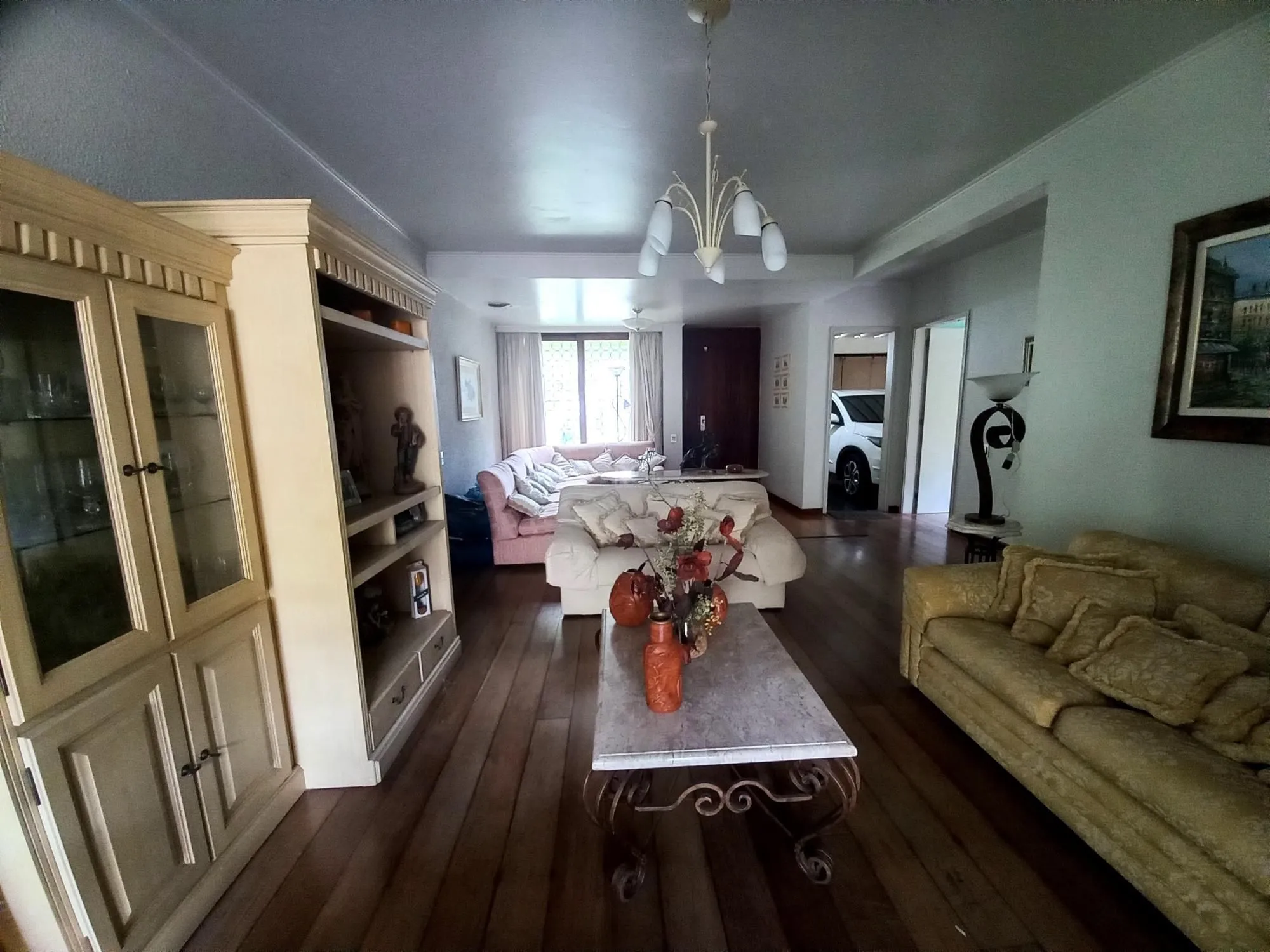 Imagem Casa para Venda - 300m², 4 dormitórios, sendo 1 suites, 2 vagas - Santana