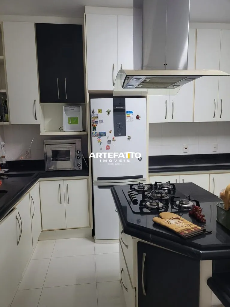 Imagem Sobrado à venda em Franca, Parque dos Lima, com 3 quartos, 385m2
