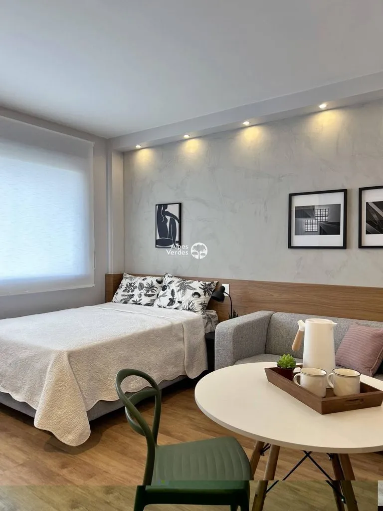Imagem Vende-se apto mobiliado em Porto Alegre- 1 Quarto- R$550.000,00