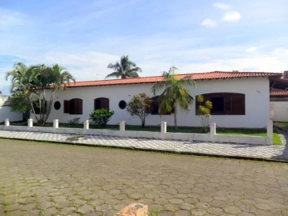 Imagem CASA LADO LINHA - 2 LOTES - PISCINA E CHURRASQUEIRA