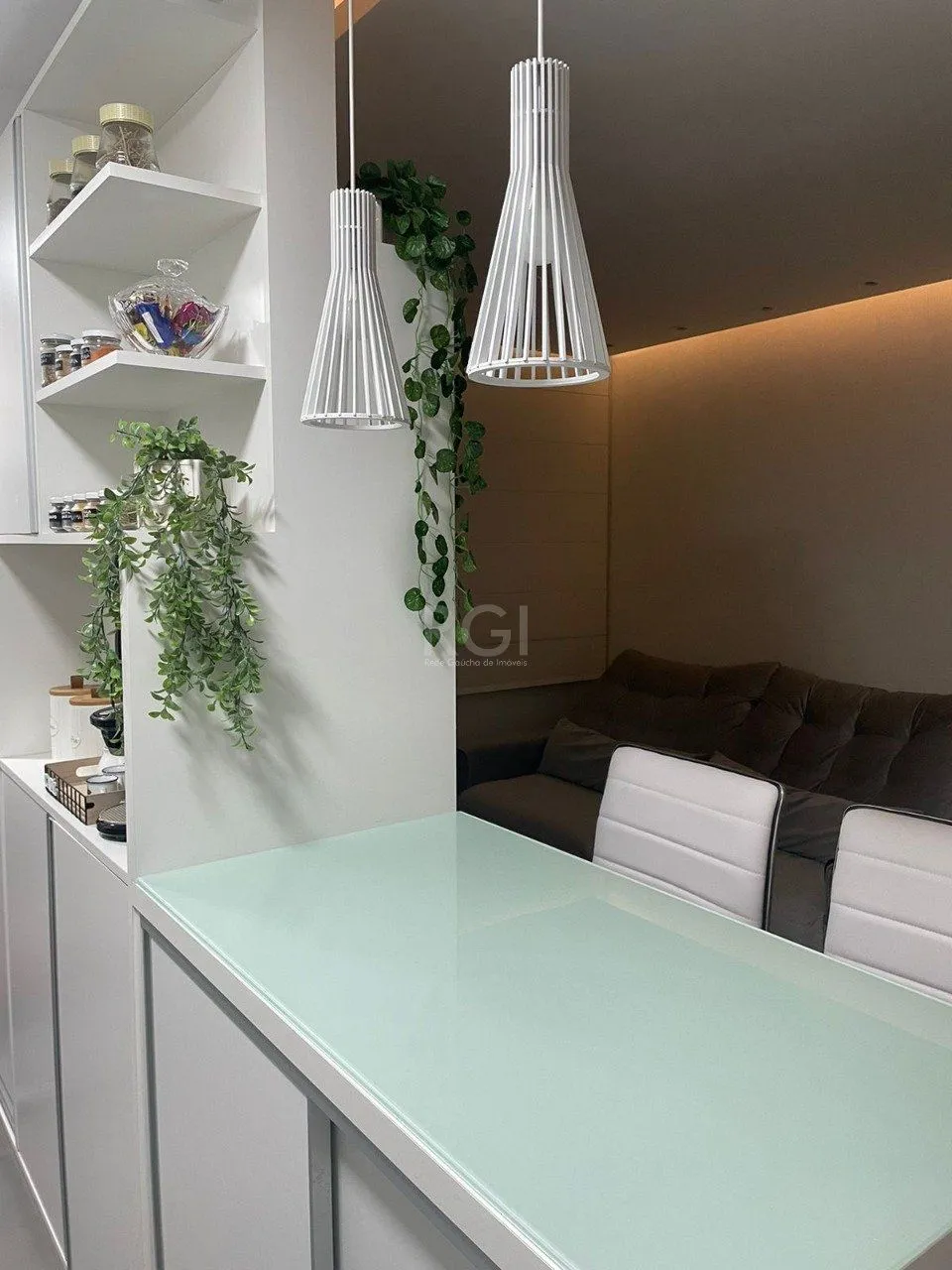 Imagem Apartamento para Venda - 60m², 2 dormitórios, sendo 1 suites, 1 vaga - Glória