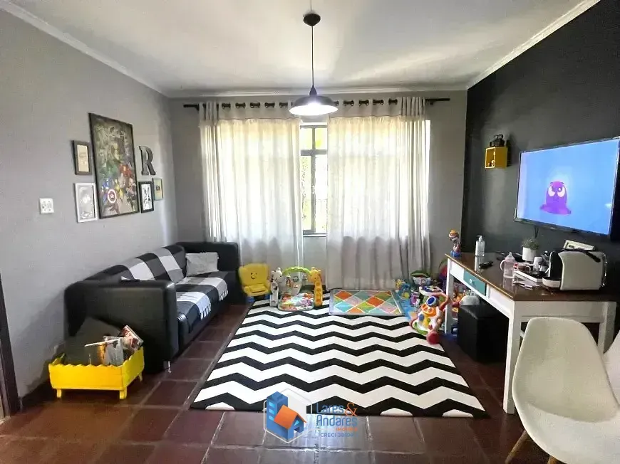 Imagem Casa para venda em Jardim Picolo com 4 quartos, sendo 1 suíte, 170m²