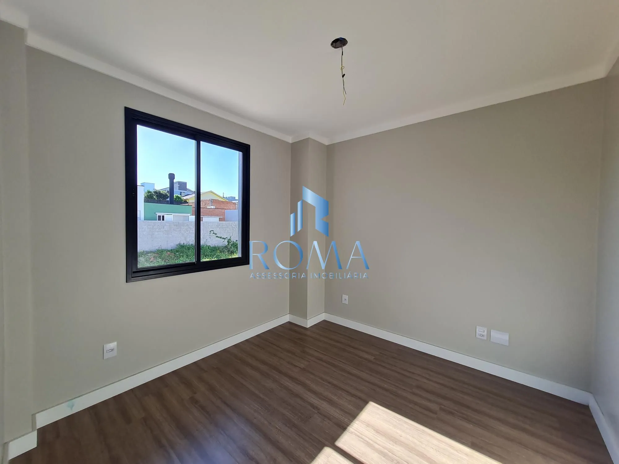 Imagem CASAS DOIS PISOS 03 DORMITÓRIOS E PÁTIO!!