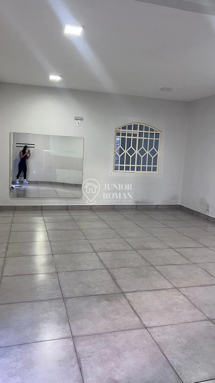 Imagem IMÓVEL COMERCIAL COM SALÃO, 6 SALAS E 3 BANHEIROS - RENATO GONÇALVES - BARREIRAS/BA
