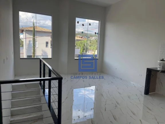Imagem Casa com 2 dormitórios à venda, 110 m² por R$ 650.000 - Lavras de Baixo - Socorro/SP