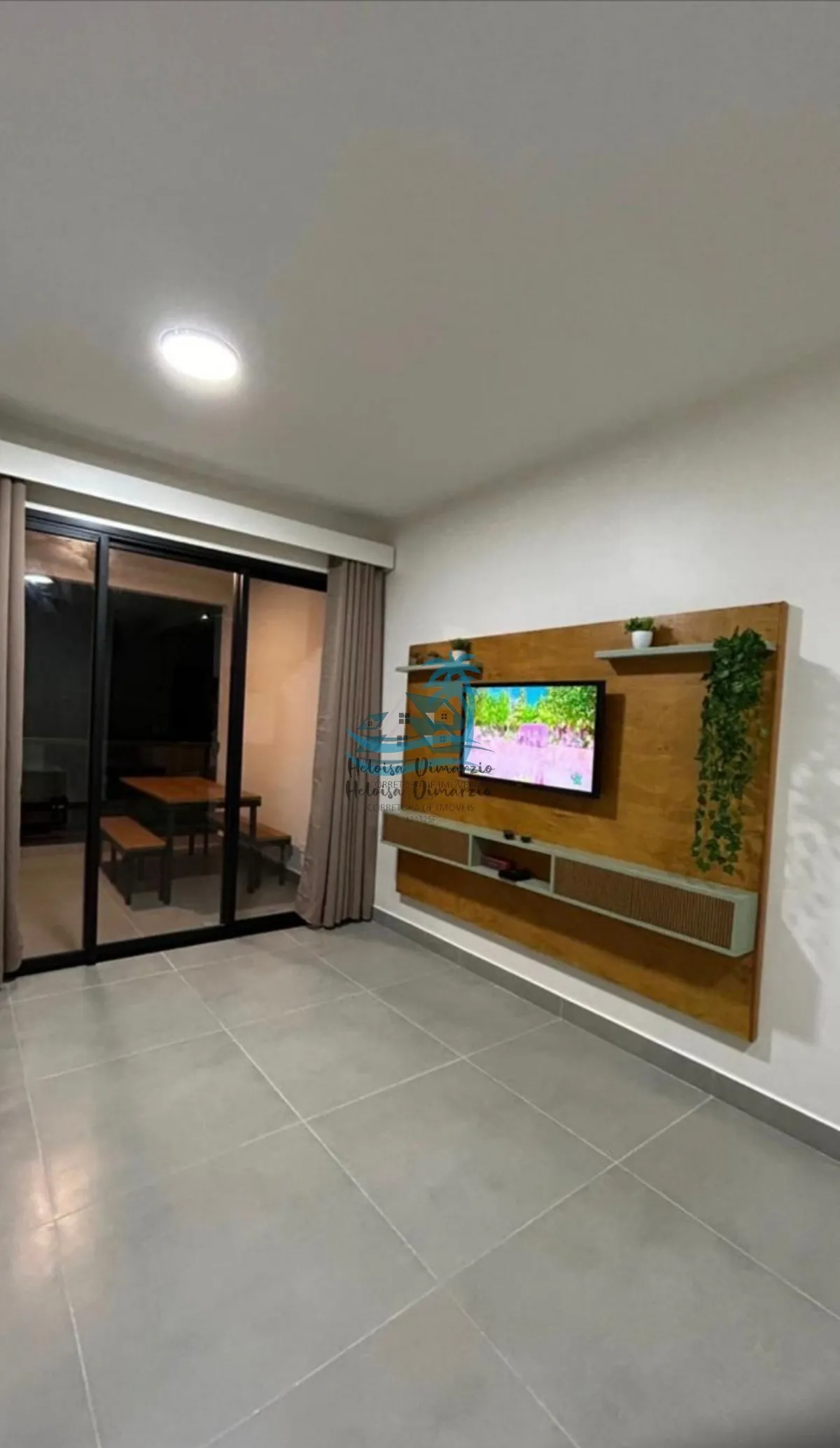 Imagem Loft à venda no Perequê-Açu em Ubatuba, a 250m do mar