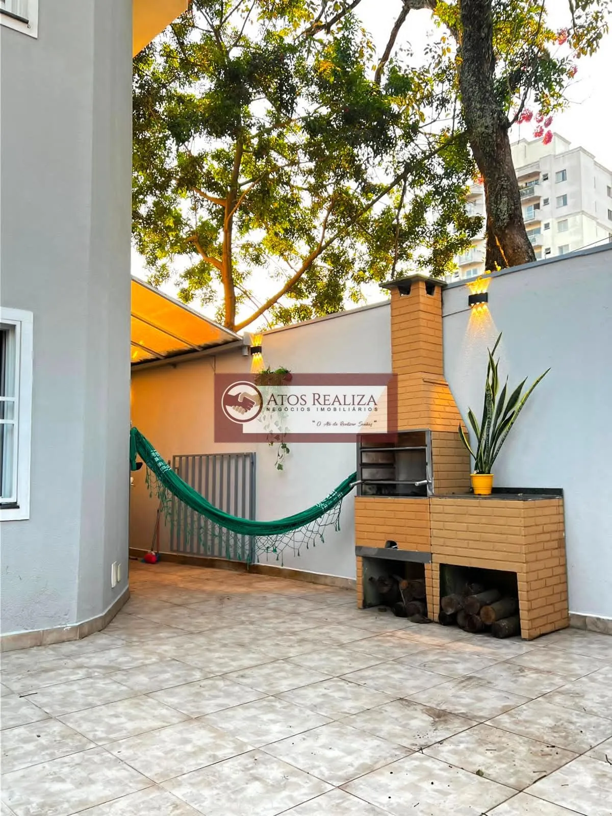 Imagem Sobrado à venda no Jardim Santa Cruz, SP | 3 dorms, suíte