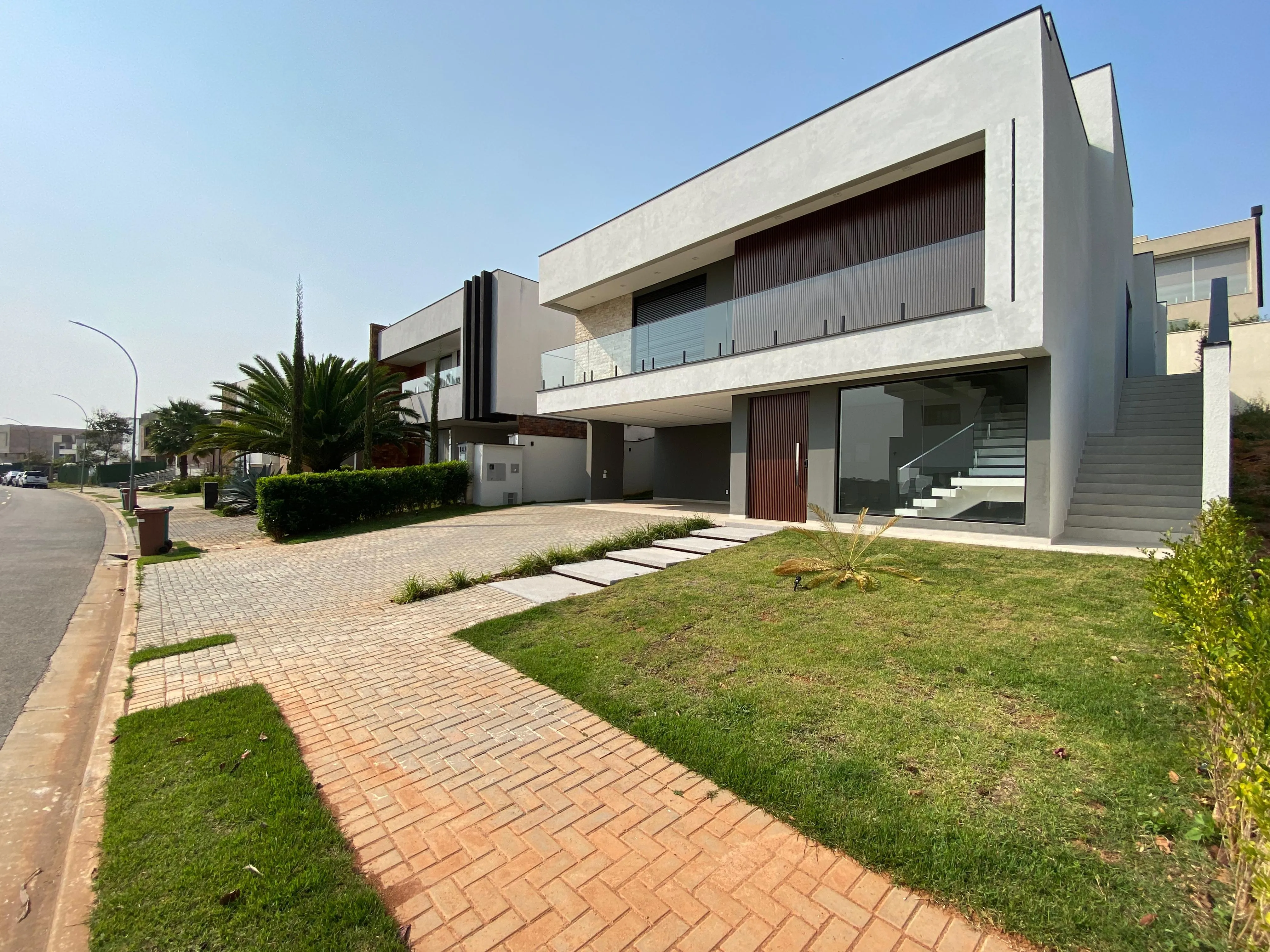 Foto do imóvel Residência de Elegância Única: Casa Exclusiva no Alphaville com Design Sofisticado e Área de Lazer Impecável em ALPHAVILLE NOVA ESPLANADA 3, VOTORANTIM - SP