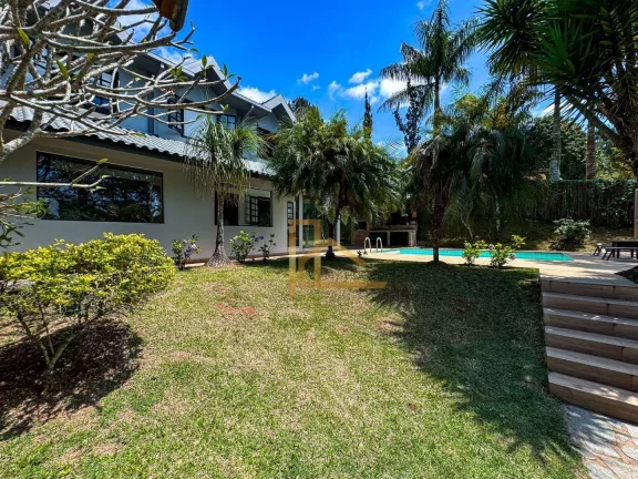 Imagem Casa com 5 dormitórios e lazer privativo à venda na Região do Green Valley em Albuquerque - Teresópolis/RJ