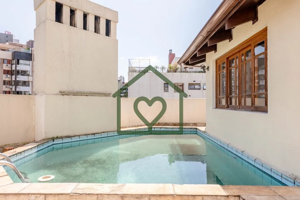 Imagem Cobertura 5 dormitórios com 449 m² de área privativa, piscina, amplas áreas externas e 4 vagas n...