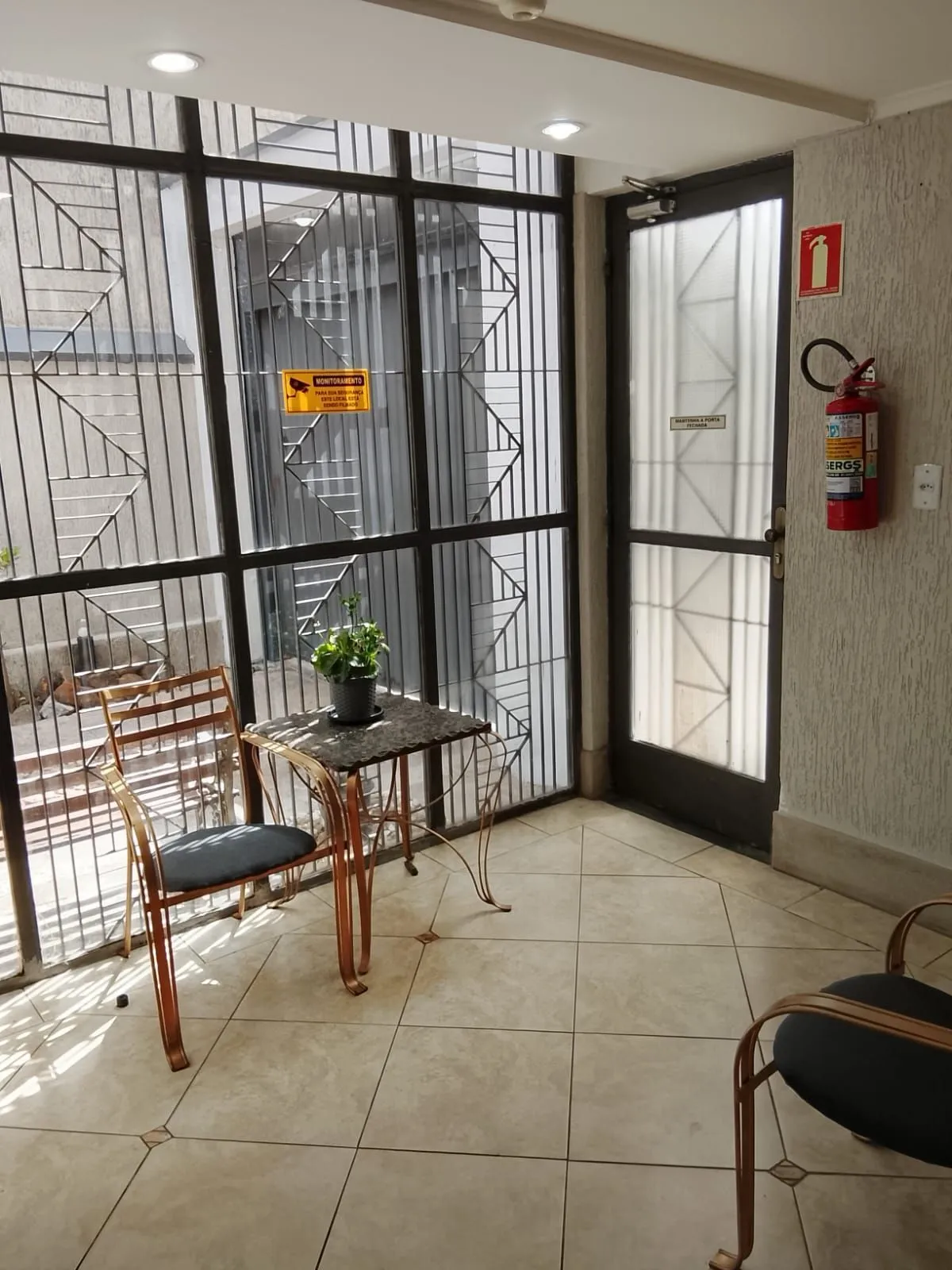 Imagem Apto 1D Semmobiliado Cidade Baixa - Porto Alergre