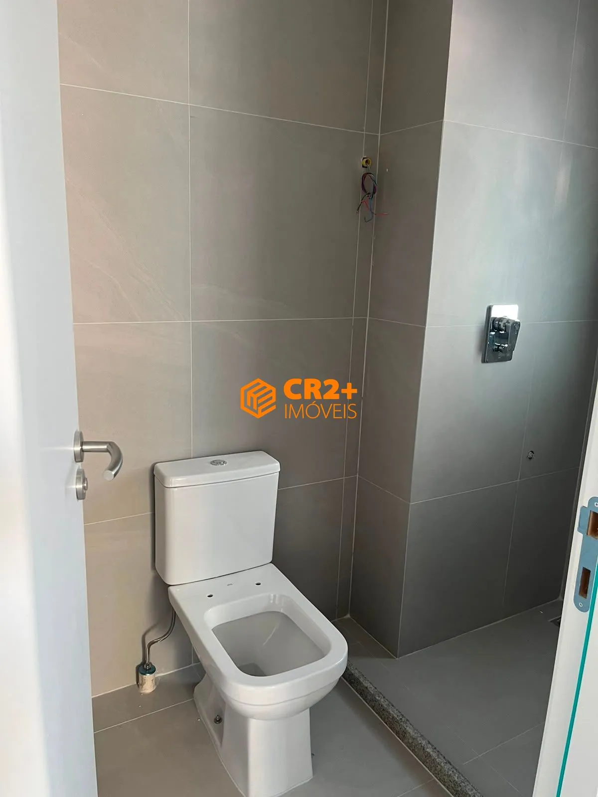 Imagem VENDO APARTAMENTO 124M² TOTALMENTE NOVO NAS GRAÇAS