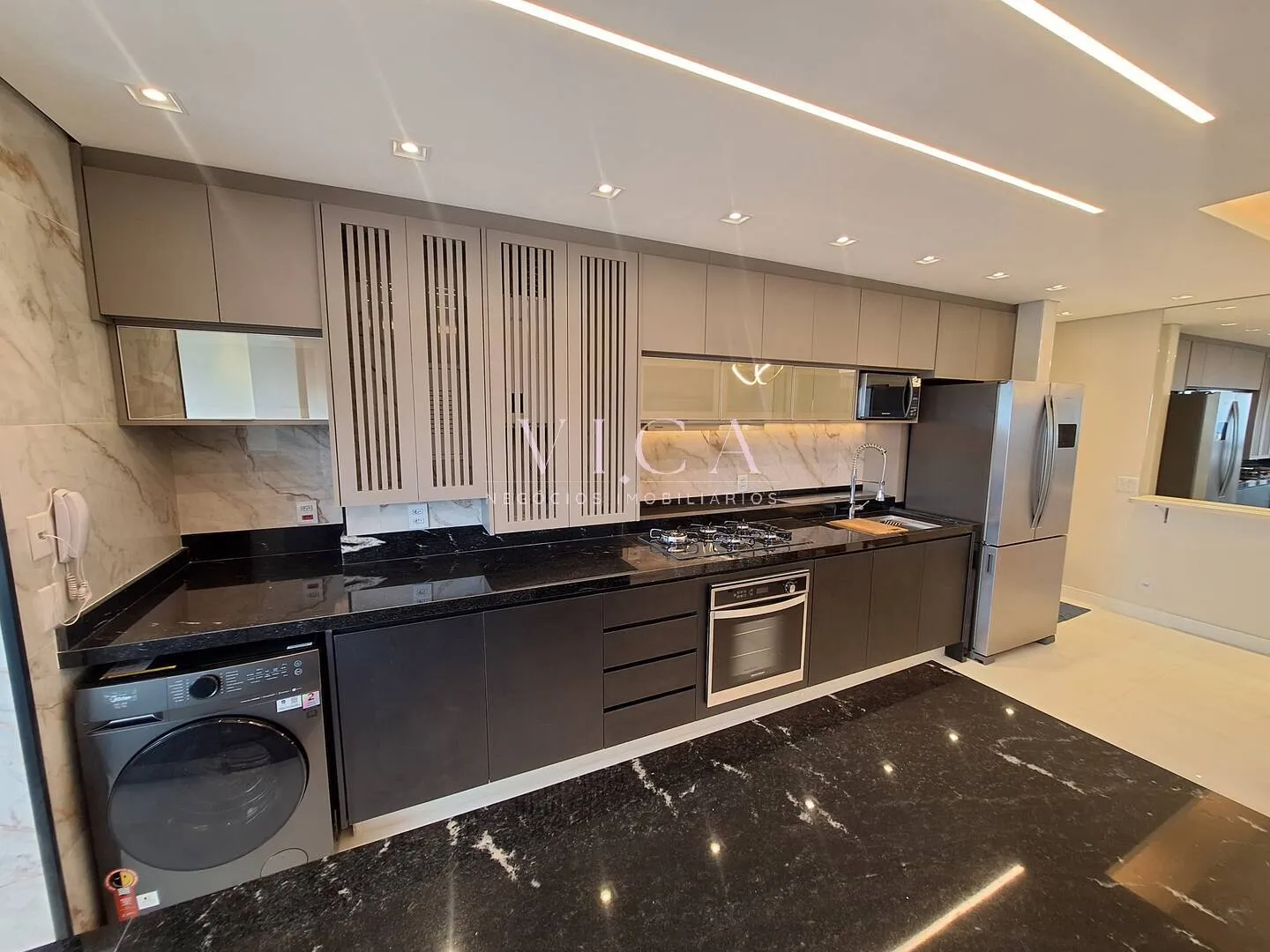 Imagem Apartamento mobiliado com 86m² -2 suítes - aluguel por R$ 6.000 -Barueri/SP