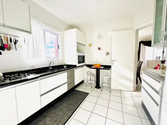 Imagem Apartamento Zona Central para Venda em Balneário Camboriú, CENTRO, 3 dormitórios, 1 suíte, 2 banheiros, 1 vaga