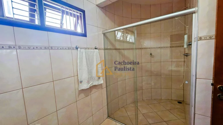 Imagem Casa com 3 dormitórios à venda - Chácara Do Moinho - Cachoeira Paulista/SP