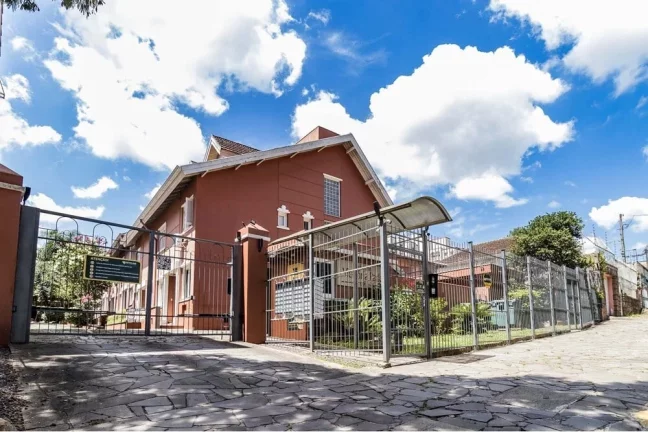 Foto do imóvel Casa em Condomínio para venda em Porto Alegre