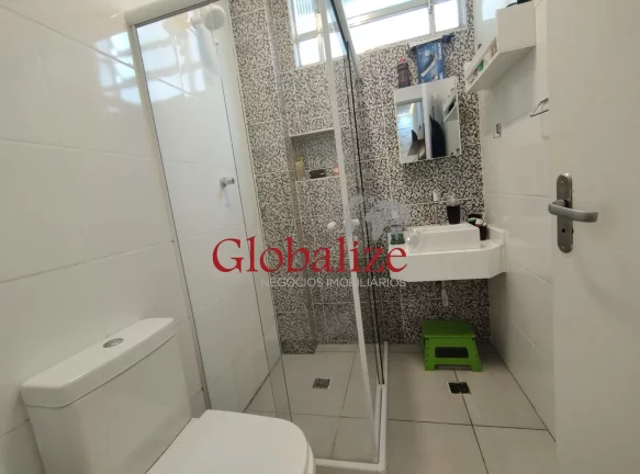 Imagem Apartamento térreo, 2 dormitórios com suíte e porteira fechada no bairro do Embaré em Santos por R$480.000,00