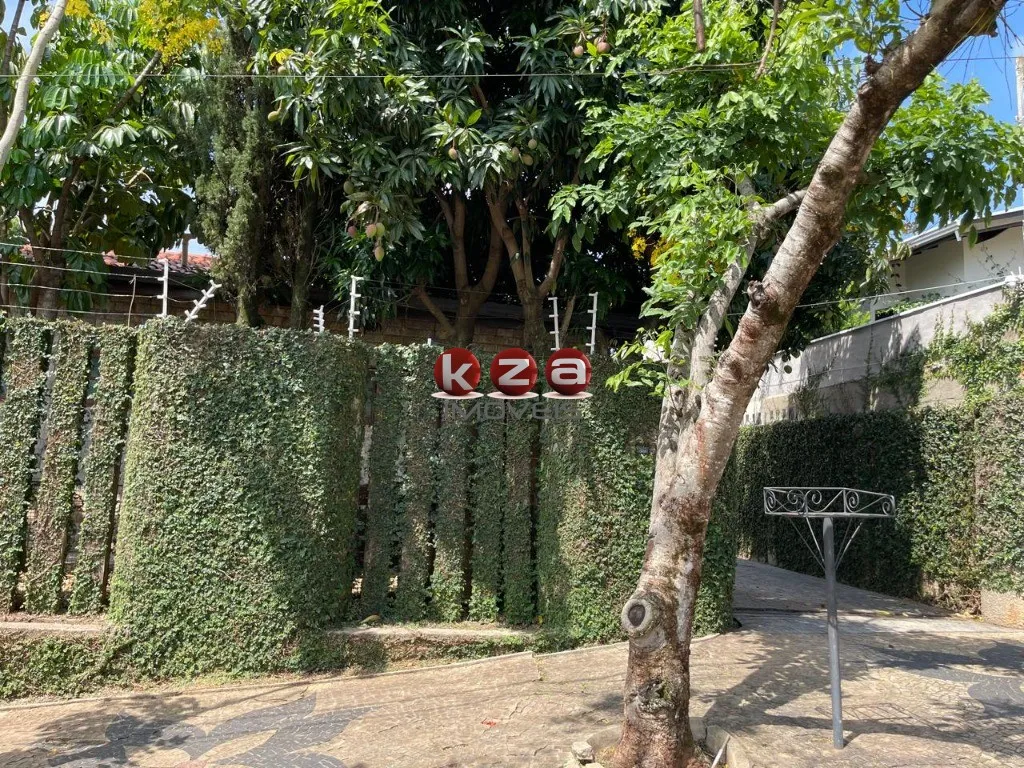 Imagem Imperdível! Casa à venda em Valinhos-SP, bairro Parque Nova Suíça, com 558m² construção e 600m de terreno, área de lazer incrível! Venha conferir!