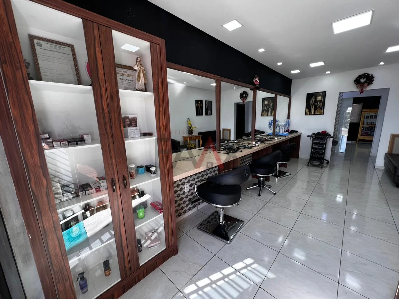 Imagem STUDIO DE BELEZA MOBILIADO PARA LOCAÇÃO - INDUSTRIAL, GUARAPUAVA-PR