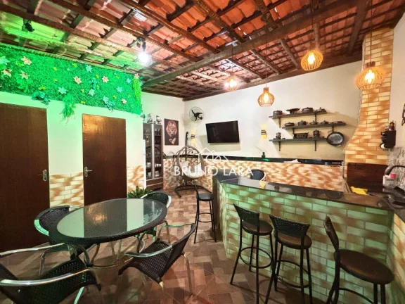 Imagem Casa à venda em Igarapé MG, bairro Canarinho.