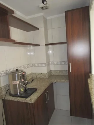 Imagem Aluga-se Sala comercial com 88 m² no bairro Santa Cecília - Porto Alegre/RS