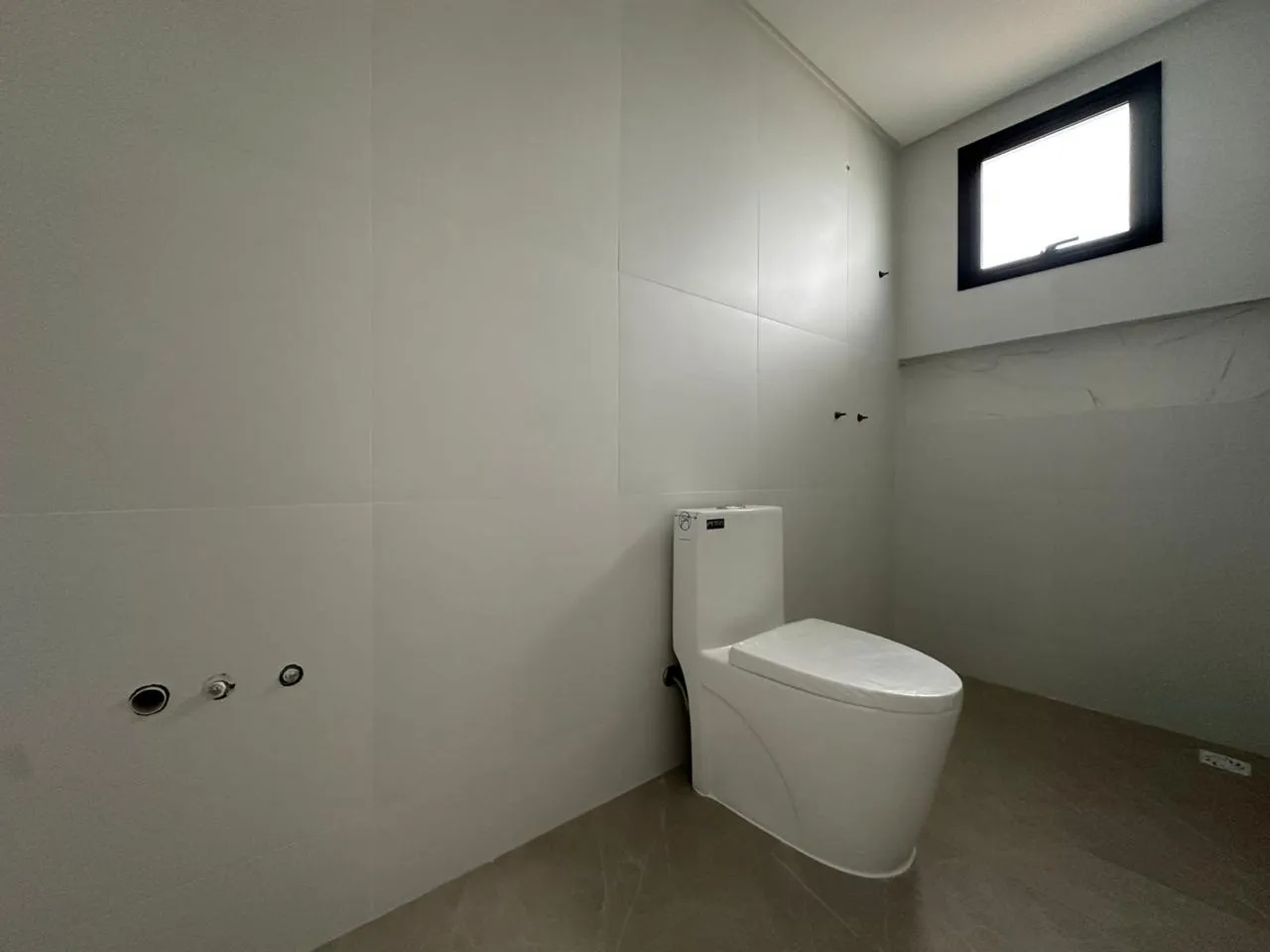 Imagem Apartamento com vista para o mar à venda com 122m2 por R$ 2.887.500,00