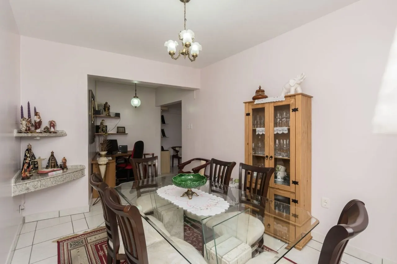 Imagem Apartamento, 2 dormitórios, 2 banheiros, 114m², Bairro Floresta