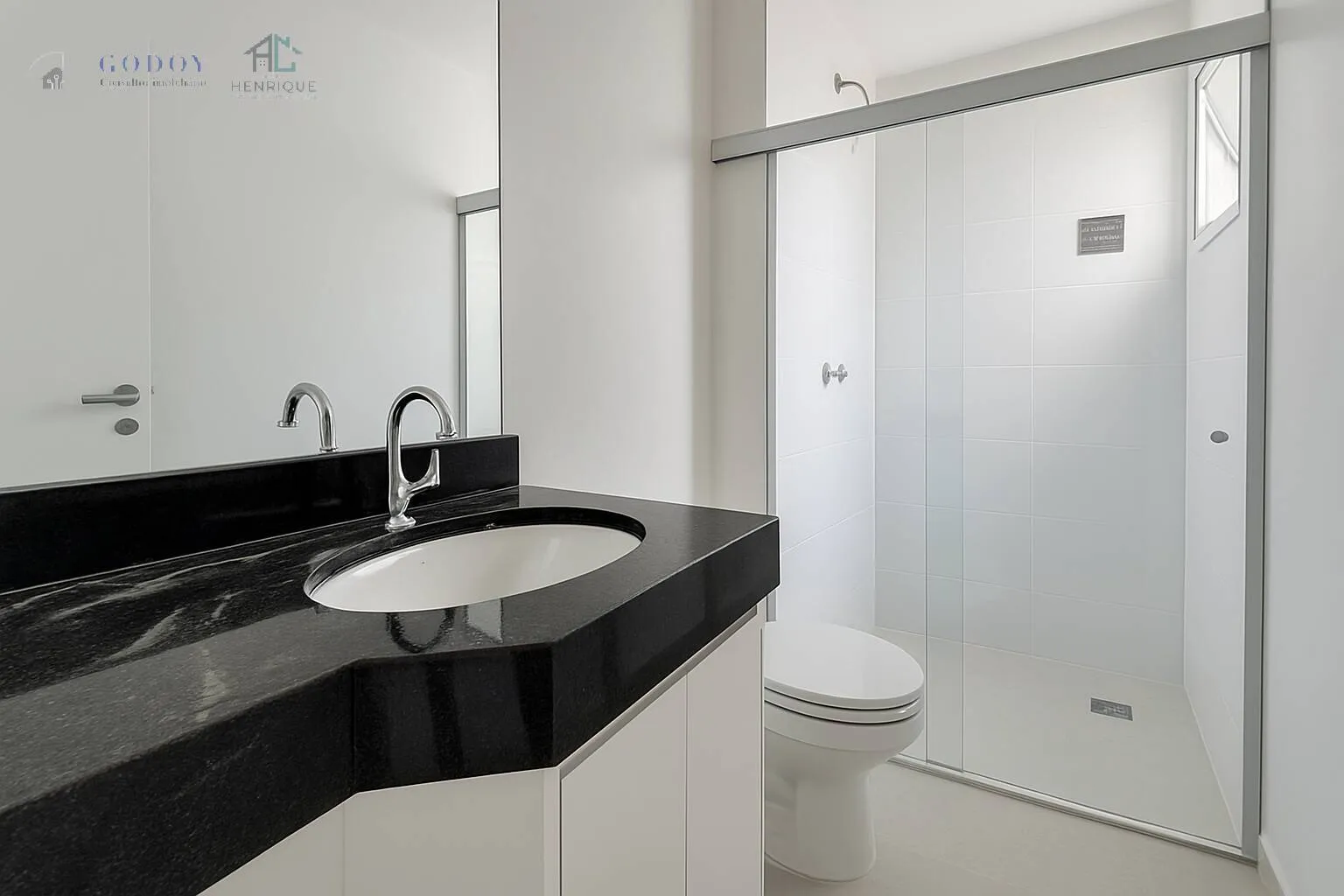 Imagem Apartamento de Alto Padrão para Locação no Edifício Santiago - 3 Quartos