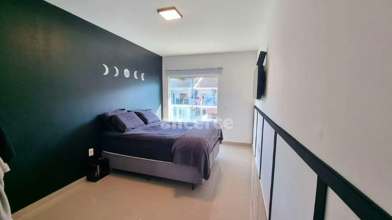 Imagem Sobrado à venda com 3 quartos , 98m² em Potecas São José